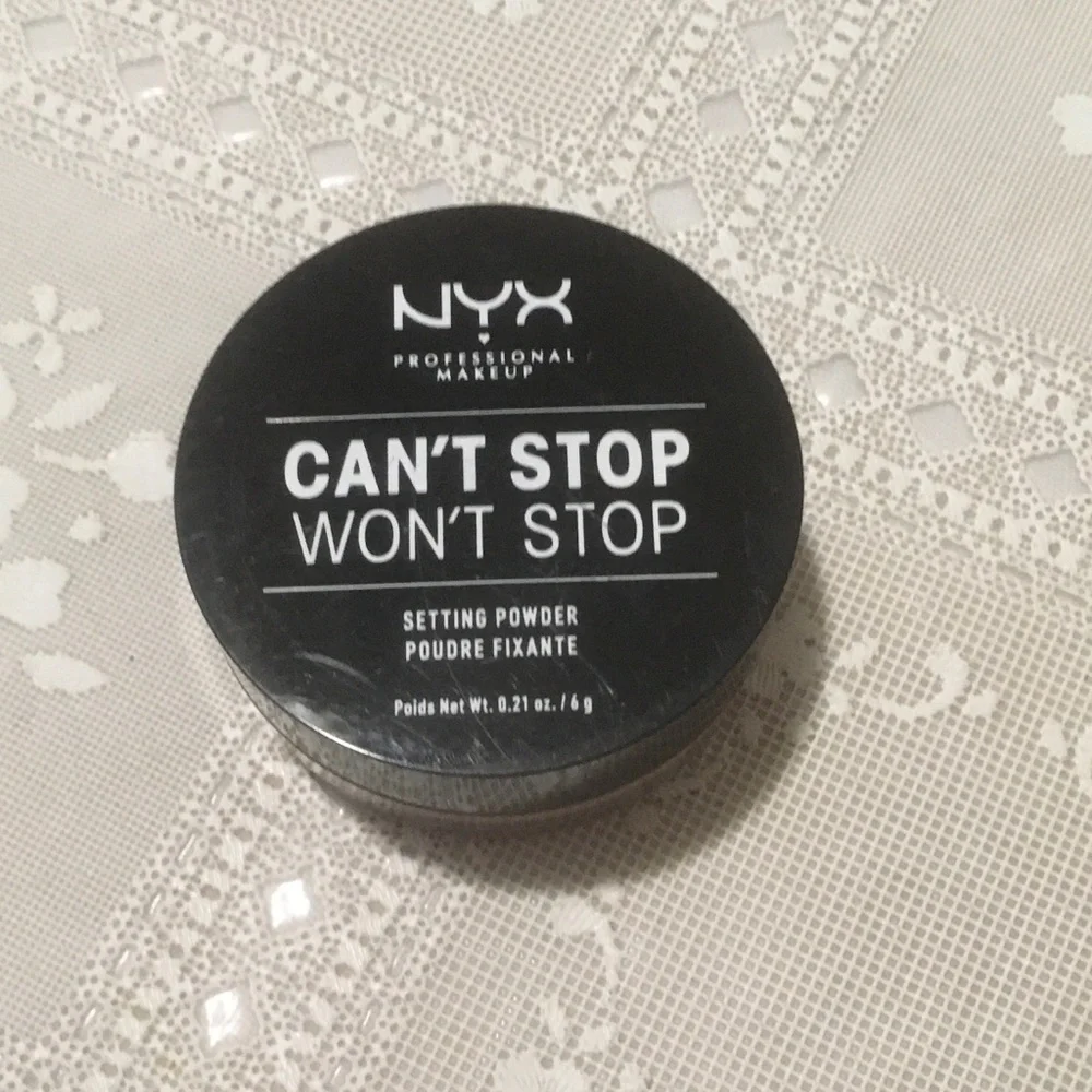 🆕 NYX Can't Stop Won't Stop Setting Powder, Med
